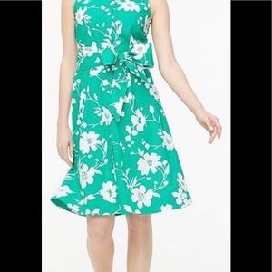 NWT- J Crew Sleeveless Tie-Waist Florence Floral ShirtDress, Green, Size 0
